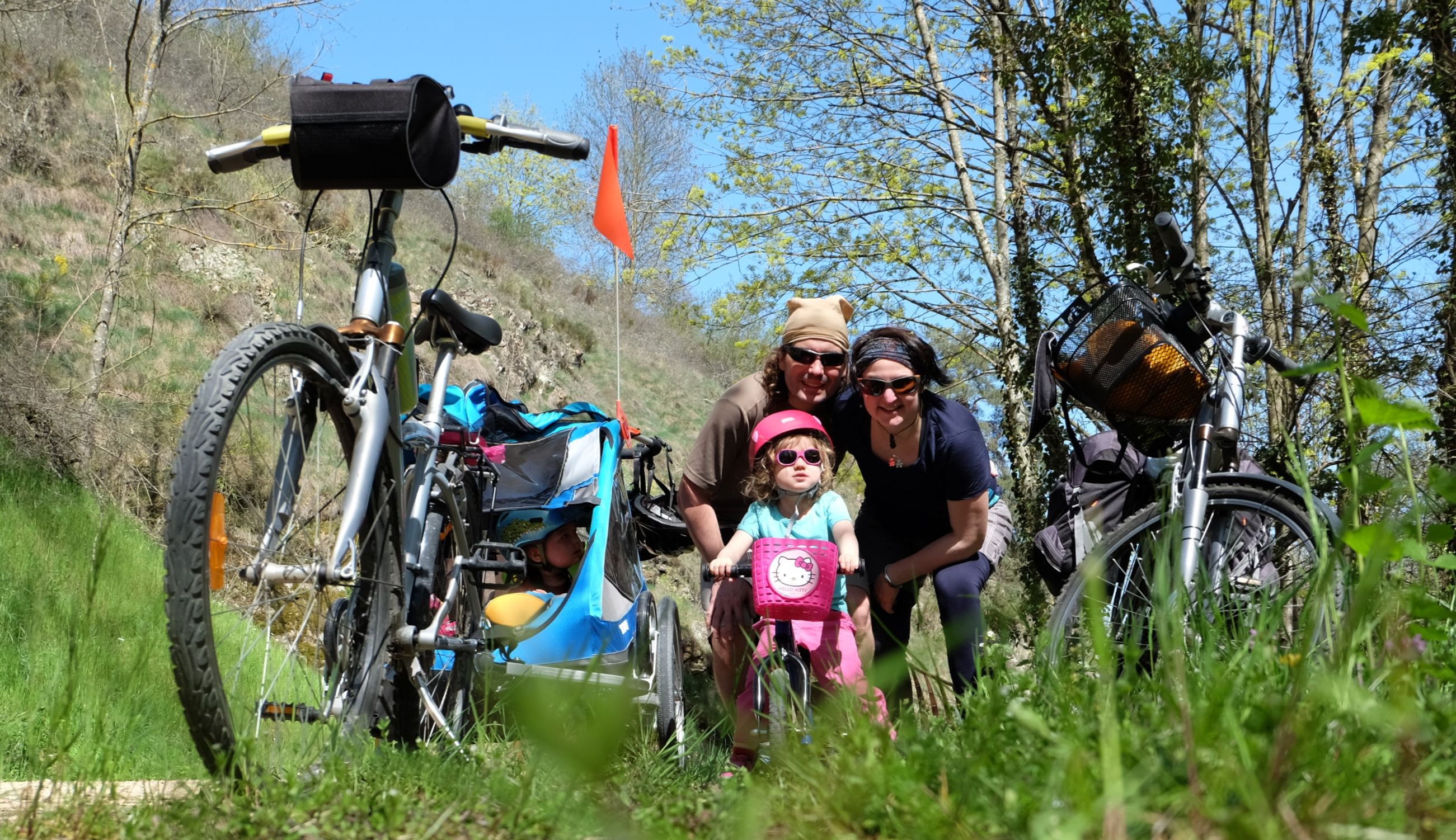 Comment choisir sa remorque vélo enfant - Les Petits Baroudeurs