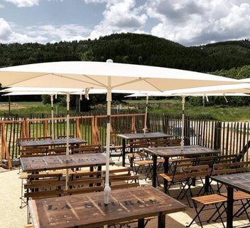 Artistic bar - La Source