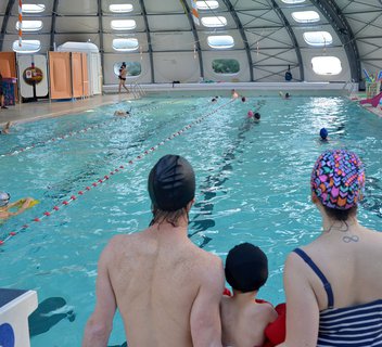 Intercommunal swimming pool in Beauchastel