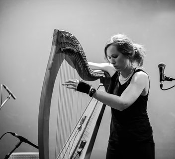 Photo Saison culturelle de Val'Eyrieux : Úna Monaghan