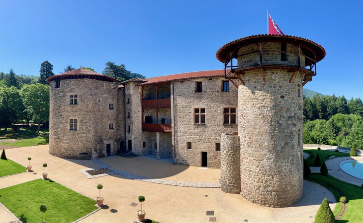 Photo La Chèze : un château, une seigneurie