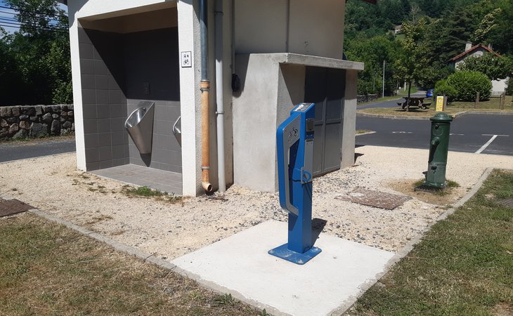 Photo Borne de recharge VAE – Saint Julien Boutières (Dolce Via)