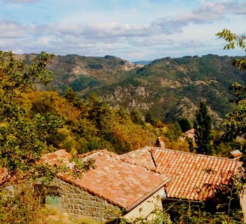 Dunière-sur-Eyrieux - Sur la route des hameaux