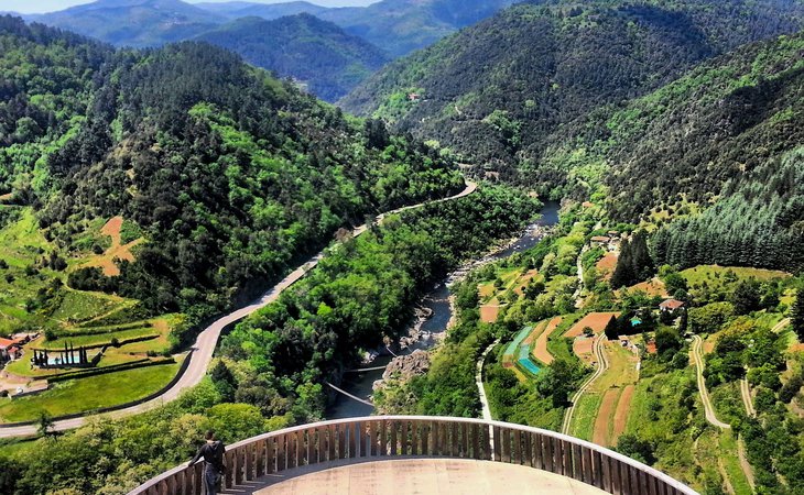 Photo Saint-Michel-de-Chabrillanoux - Les belvédères