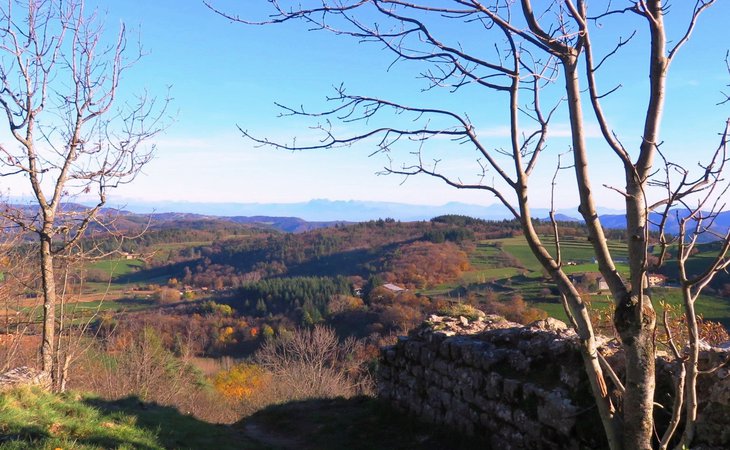 Photo Chalencon - Chemin des crêtes et des châteaux