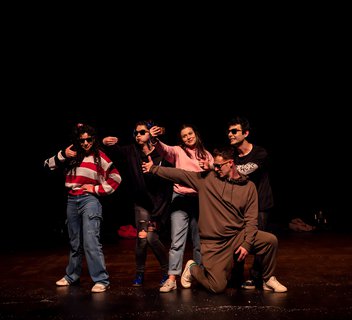 Photo Théâtre - Michelle, doit-on t'en vouloir d'avoir fait un selfie à Auschwitz ? Compagnie Nandi