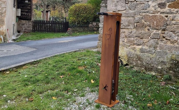 Photo Borne de réparation vélo