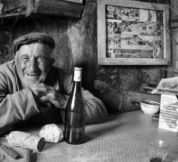 Photo Exposition de Claude Fougeirol - "Gueules et paysages d'Ardèche"