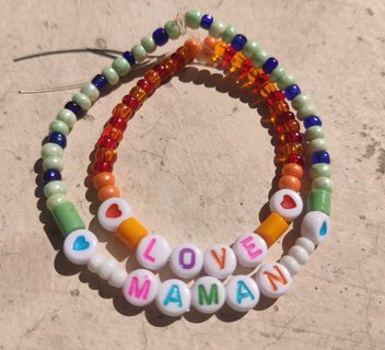 Photo Animation enfant "bracelet perles"