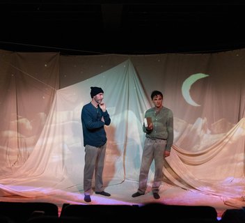 Photo Spectacle de théâtre "Théodore Monod : cueillir une fleur, c'est déplacer une étoile"