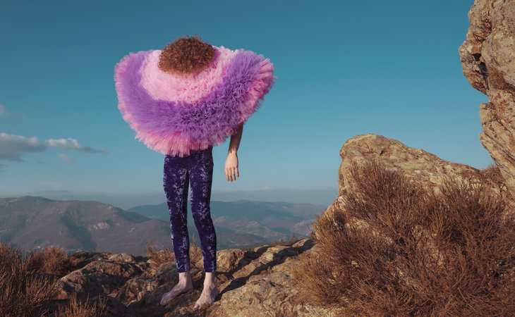 Photo Exposition : Là où elle pose, quand l'intime s'habille avec style