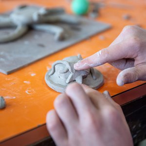Stage "Modelage : fabrication d'un mobile d'automne" pour enfants de 6 à 12 ans | durée 5h sur 2 jours