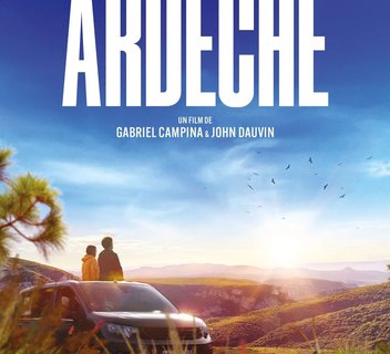 Photo Diffusion du film documentaire "Ardèche"