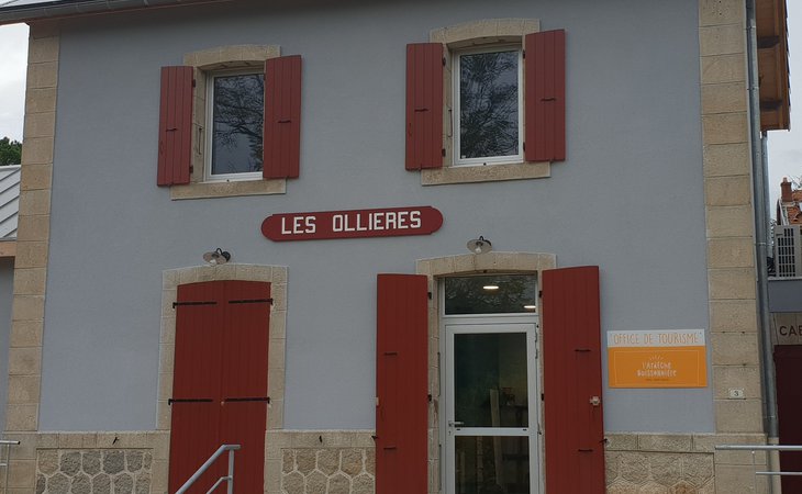 Photo "Coeur d'Ardèche" Tourist Office - Information desk in Les Ollières-sur-Eyrieux