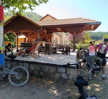 Photo Le Quai des Haltes - Snack terroir