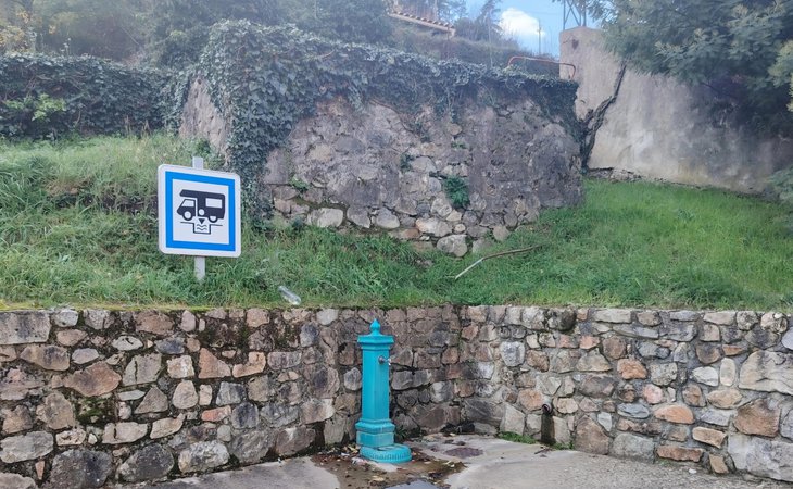 Photo Aire de stationnement pour camping-cars