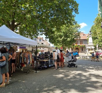 Photo Arts and crafts market