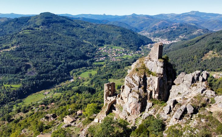 Photo Le Château de Rochebonne - VTT FFC N°2 Rouge