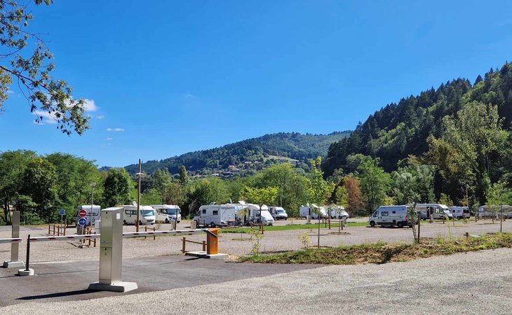 Photo Aire de camping-cars Les berges de L'Eyrieux