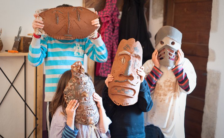 Photo Les échappées estivales : atelier enfant "Les mains dans l'argile"