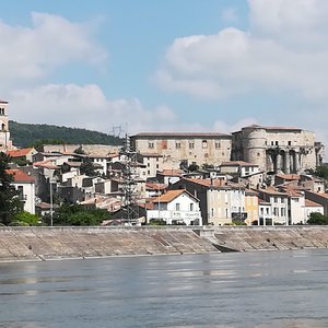 Visite-découverte "La Voulte-sur-Rhône, à l'ombre du château"