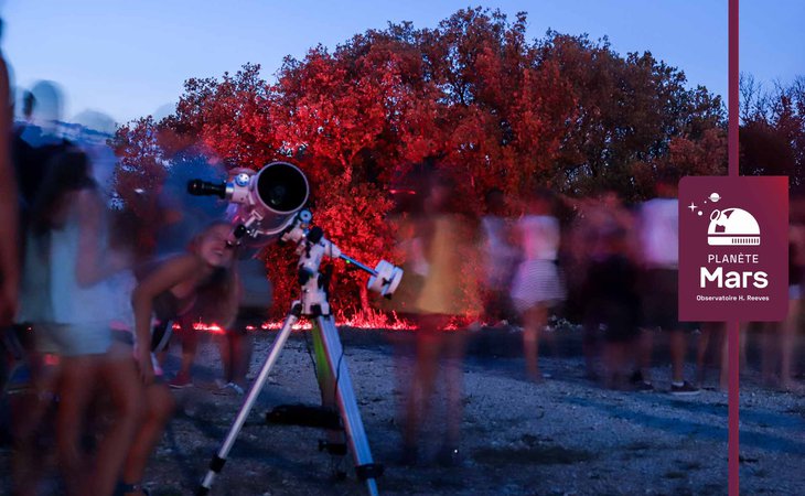 Photo Observation des étoiles aux télescopes