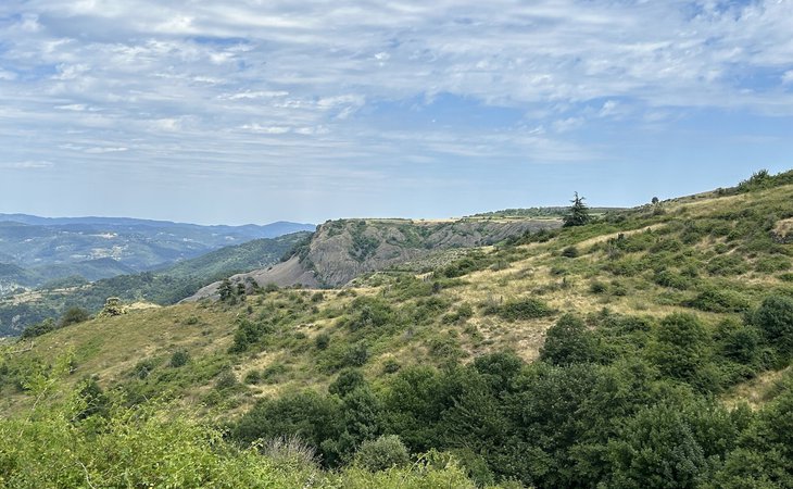 Photo « Balade épique sur la route des Dragonnades » - Sortie découverte à vélo à assistance électrique à la 1/2 journée