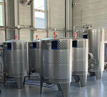 Brasserie B*V brewing Co.